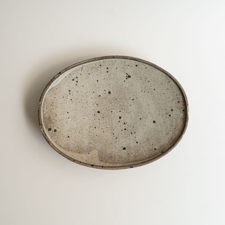 【個展】グレー楕円皿　関口憲孝