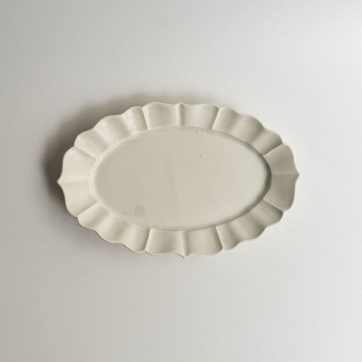【個展】マット釉白磁稜花楕円皿 小　宮田竜司