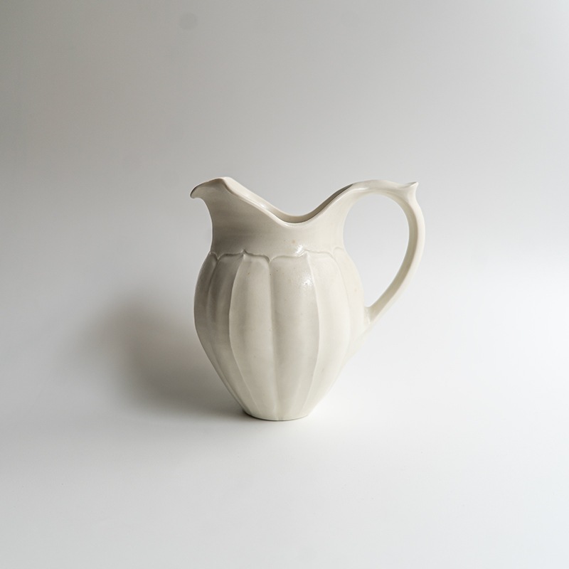 【個展1点もの】マット釉白磁ピッチャー小　宮田竜司