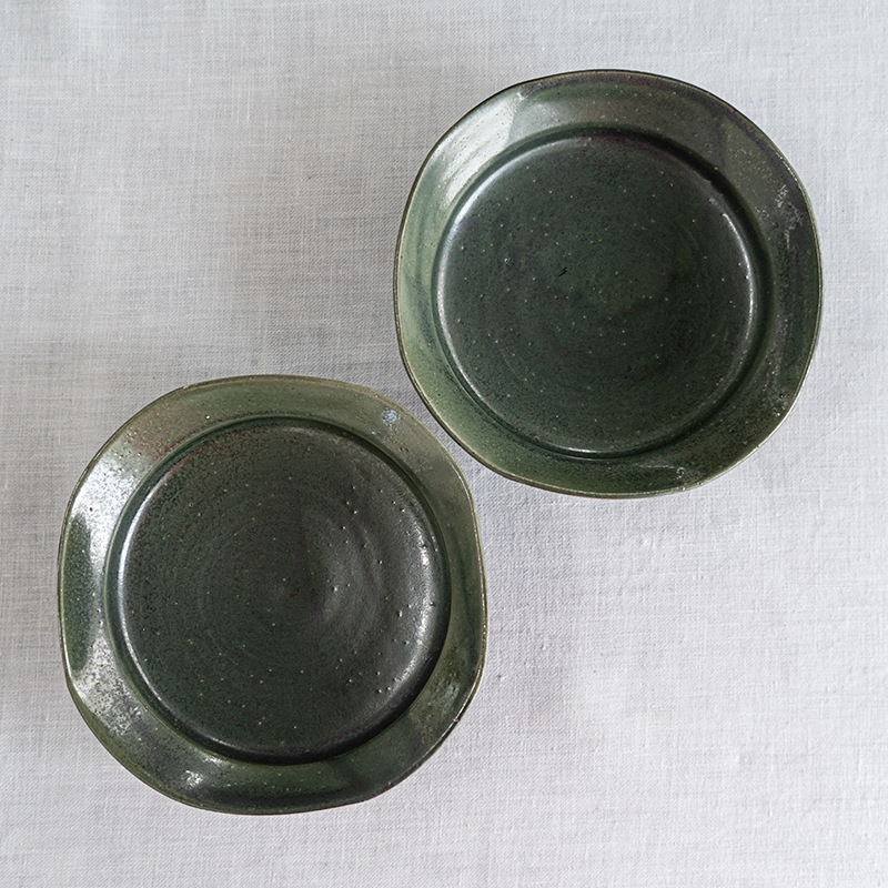 緑釉四方皿　中里健太