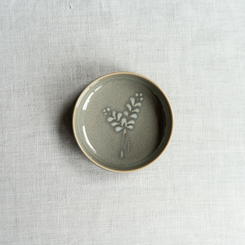 [別注] 薄墨草花文3寸小皿　土井善男