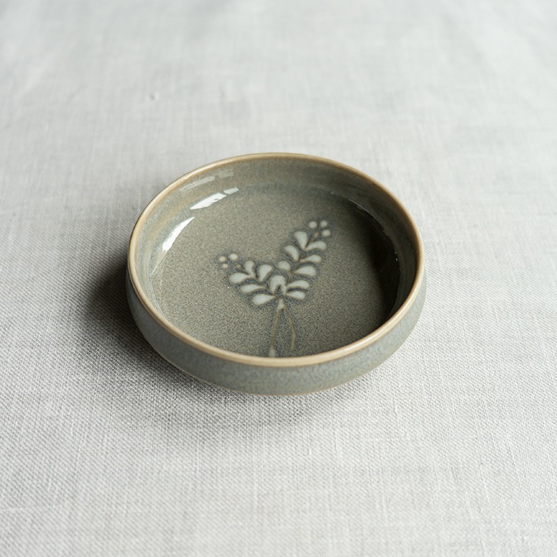 [別注] 薄墨草花文3寸小皿　土井善男