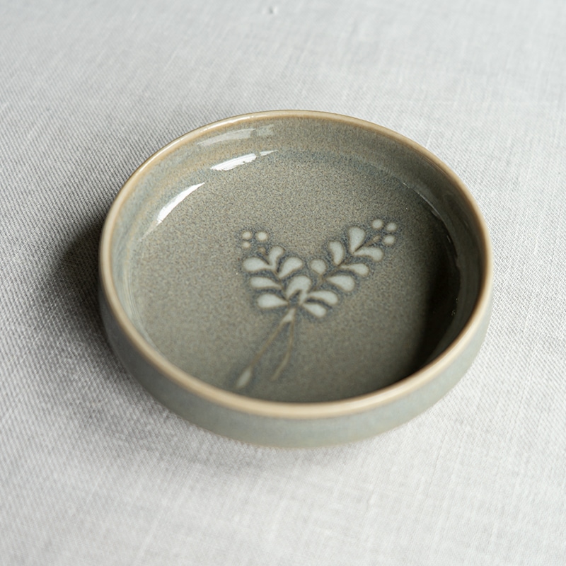 [別注] 薄墨草花文3寸小皿　土井善男