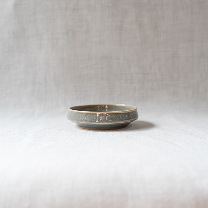 [別注] 薄墨草花文3寸小皿　土井善男