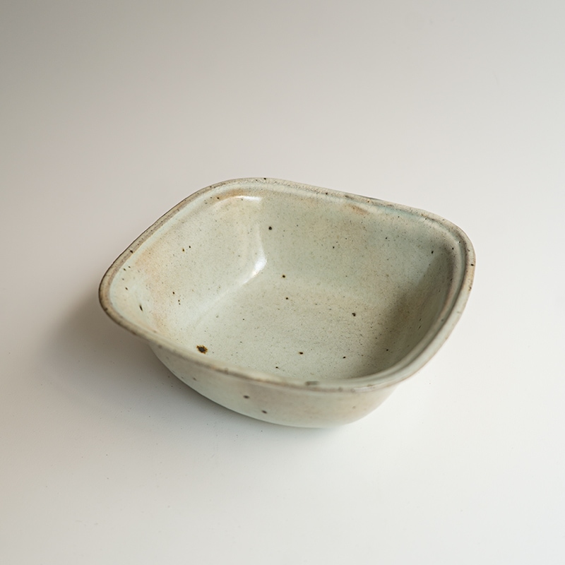 個展】粉引角鉢 関口憲孝 | 作家から選ぶ,関口憲孝 | 【公式通販】器の