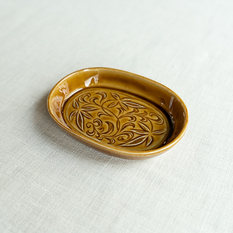 <器select>楕円小皿 キャメル