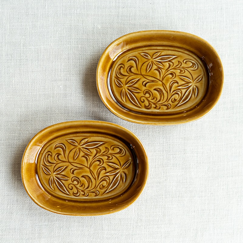 <器select>楕円小皿 キャメル