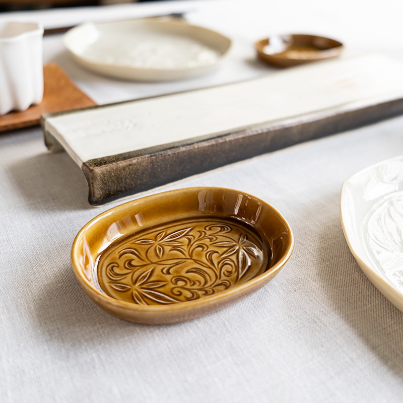 <器select>楕円小皿 キャメル