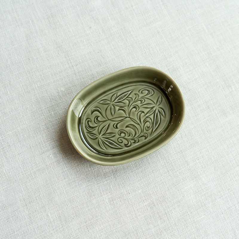 <器select>楕円小皿 緑