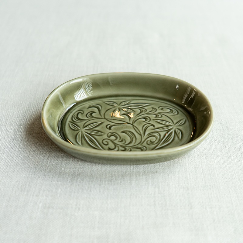 <器select>楕円小皿 緑