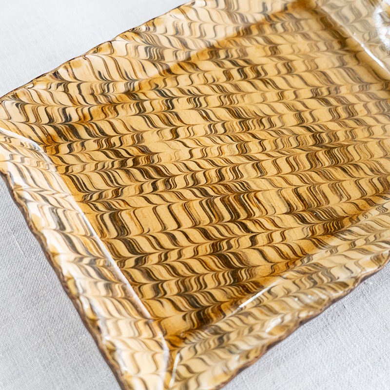 スリップウェア角プレート小(フェザーコーム文様) 伊藤丈浩 | すべての