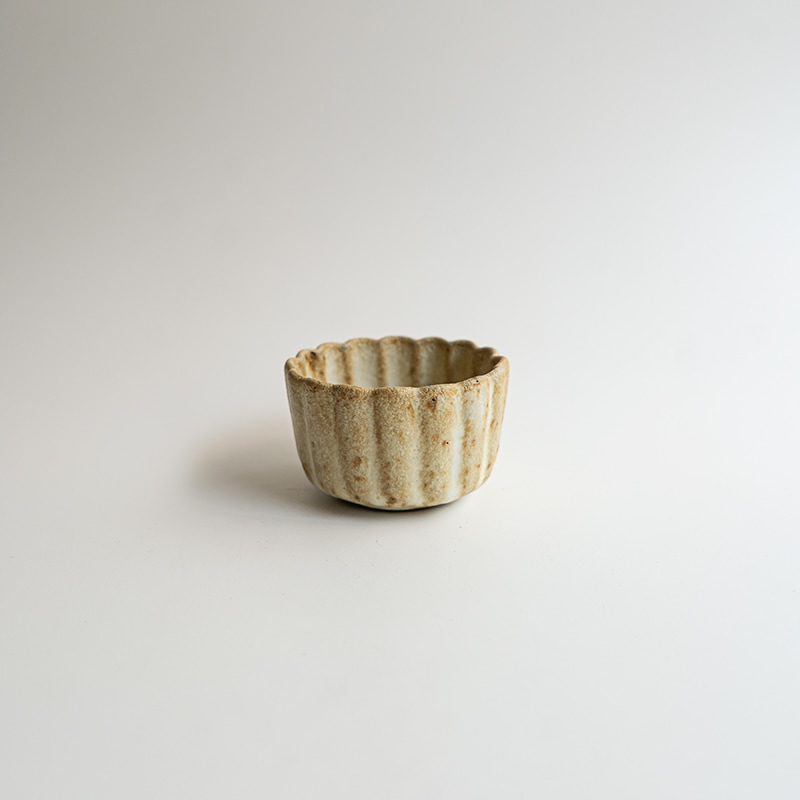 関口憲孝　輪花鉢　3個　未使用 個展】白釉輪花豆鉢 関口憲孝 | 全ての商品 | 【公式通販】器のある暮らし