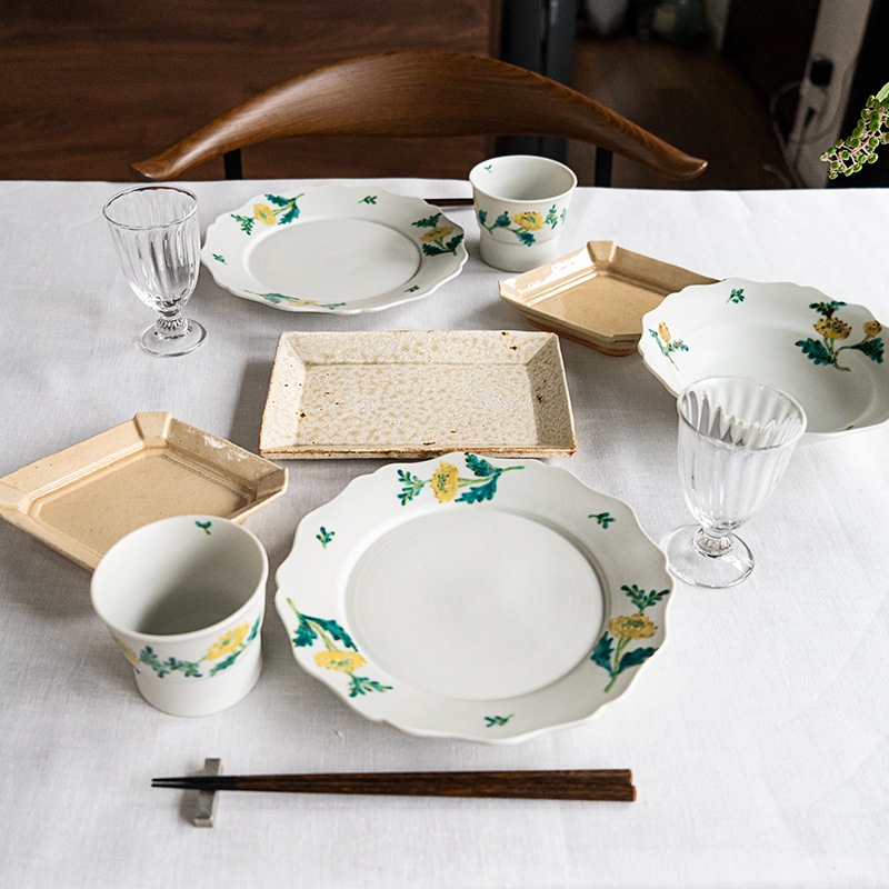 優しく軽やかに彩るコーディネート