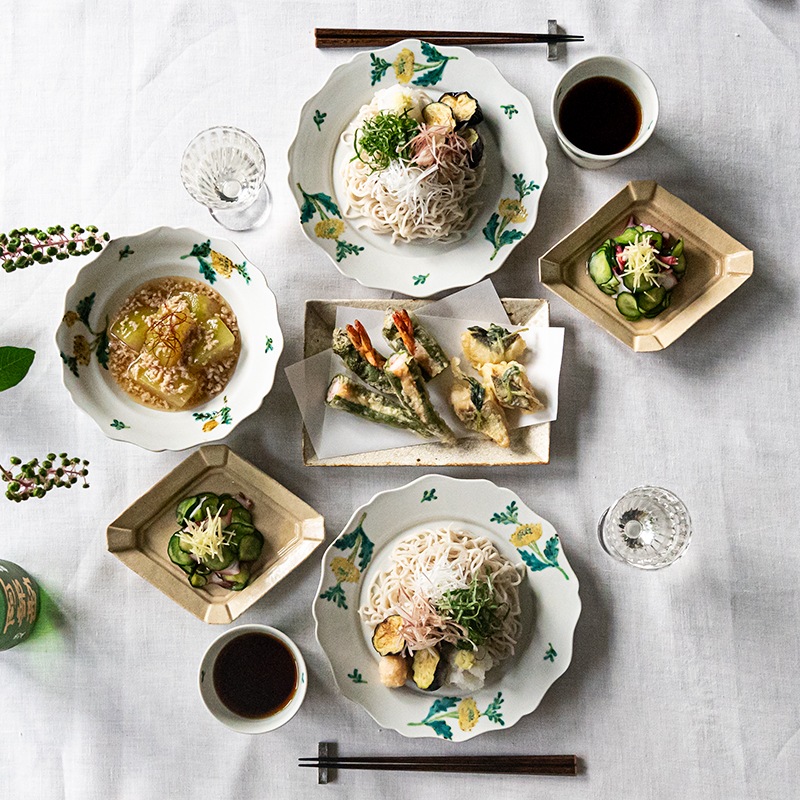 優しく軽やかに彩るコーディネート