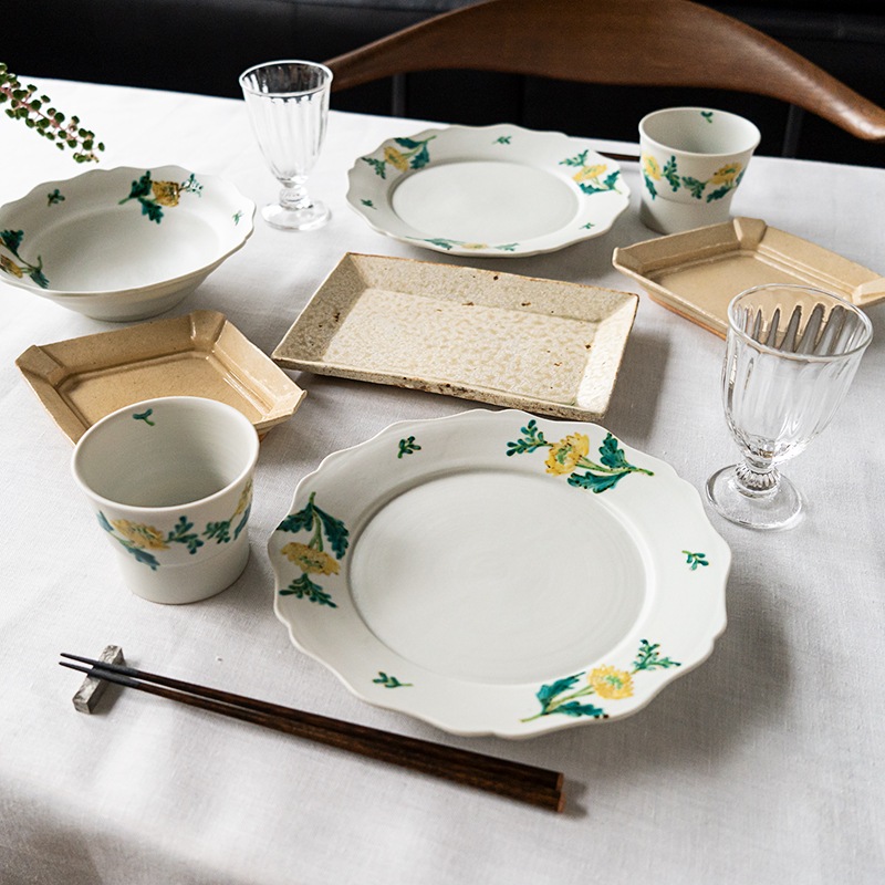 優しく軽やかに彩るコーディネート