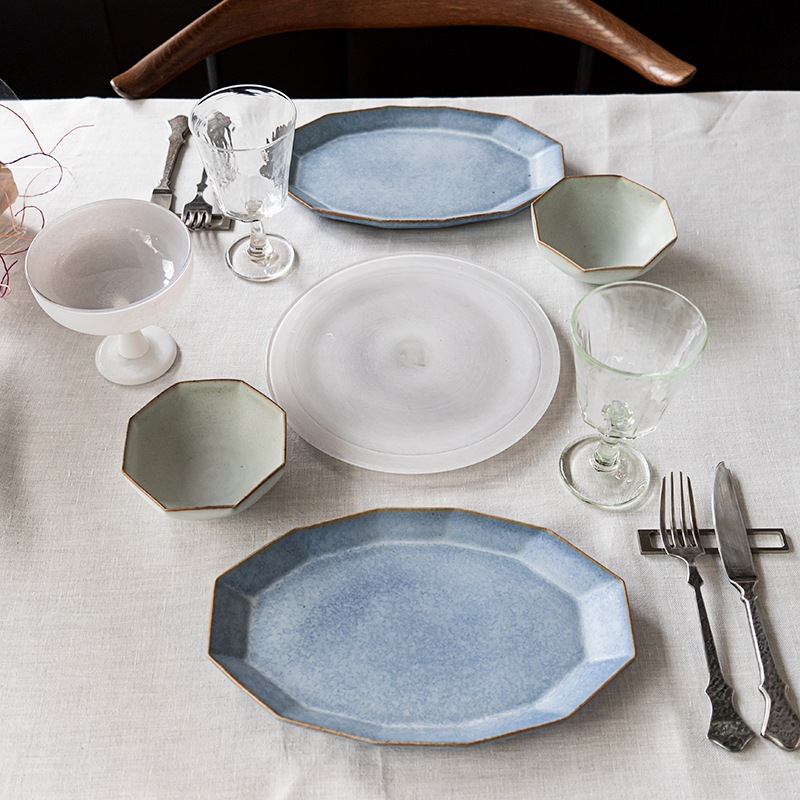 ホワイトとブルーの女子会コーディネート