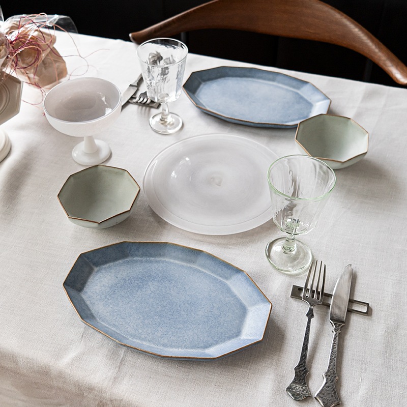 ホワイトとブルーの女子会コーディネート