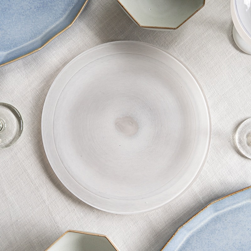 ホワイトとブルーの女子会コーディネート