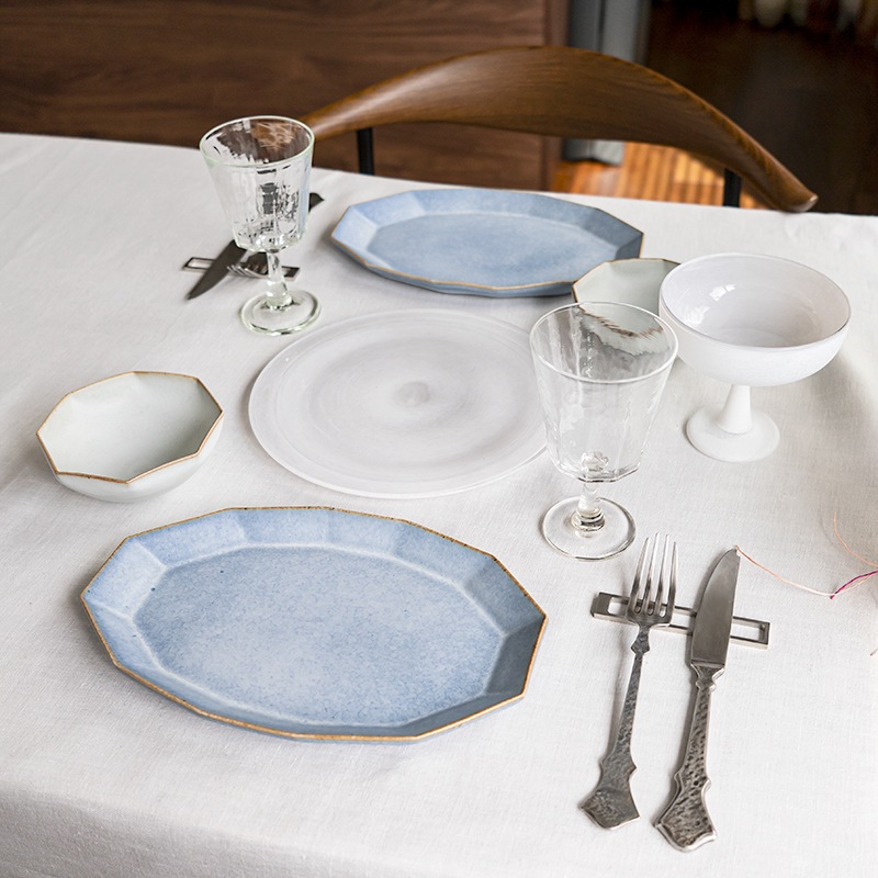 ホワイトとブルーの女子会コーディネート