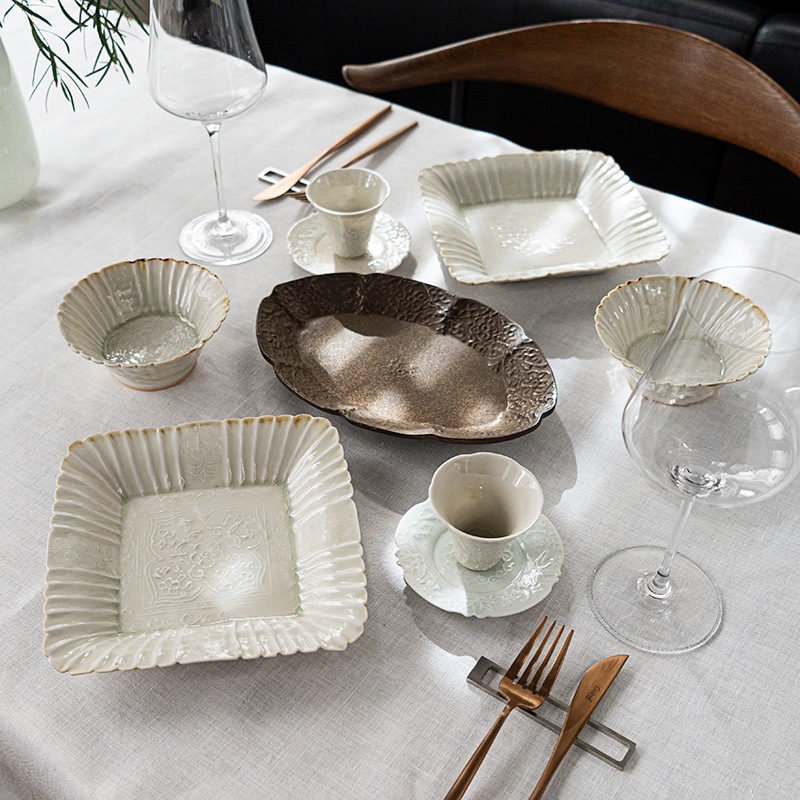 美しい文様で彩るコーディネート