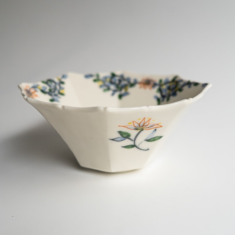 個展】呉須赤絵面取輪花小鉢 宮田竜司 | 作家から選ぶ,宮田竜司