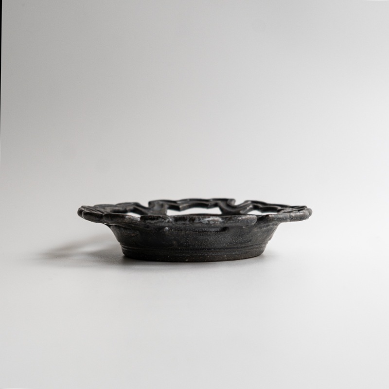 【個展】透かし向付雪輪炭化黒　渡辺信史