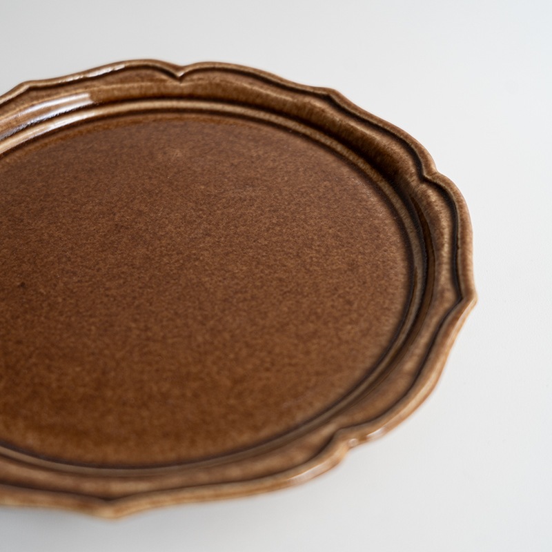 【個展予約商品】胡桃釉綾花皿　渡辺信史