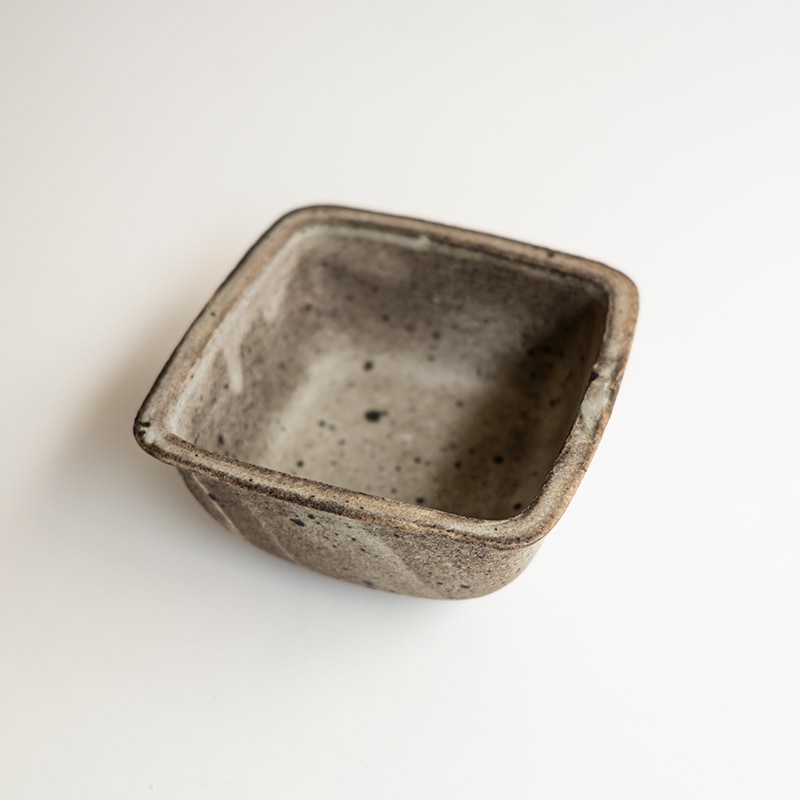 【個展】グレー角豆鉢 関口憲孝