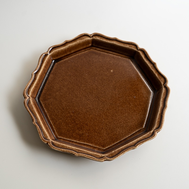 【個展予約商品】胡桃釉八角綾花皿　渡辺信史