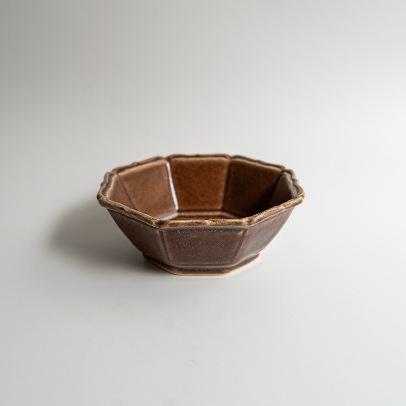 【個展予約商品】胡桃釉八角綾花鉢　渡辺信史