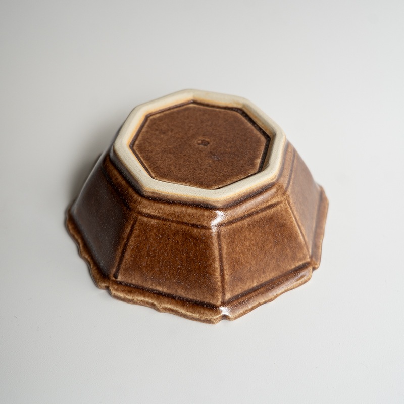 【個展予約商品】胡桃釉八角綾花鉢　渡辺信史