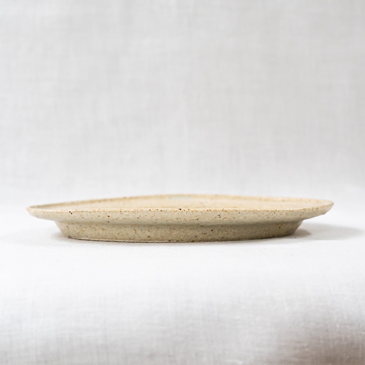 個展予約商品】粉引オーバル皿M 及川静香 | 作家から選ぶ,及川静香