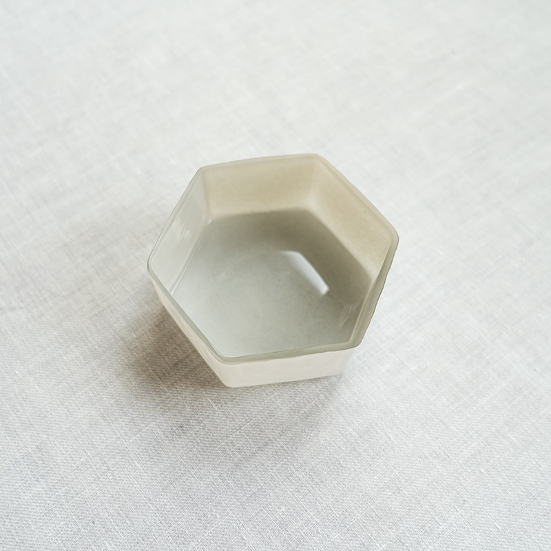 【予約商品】白のうつわ 六角小鉢 G　小宮崇