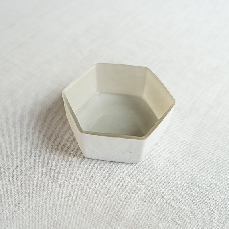 【予約商品】白のうつわ 六角小鉢 G　小宮崇
