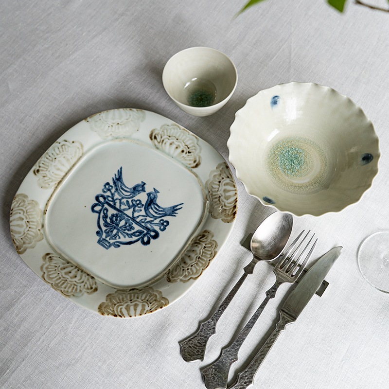 愛らしく食卓を彩るコーディネート