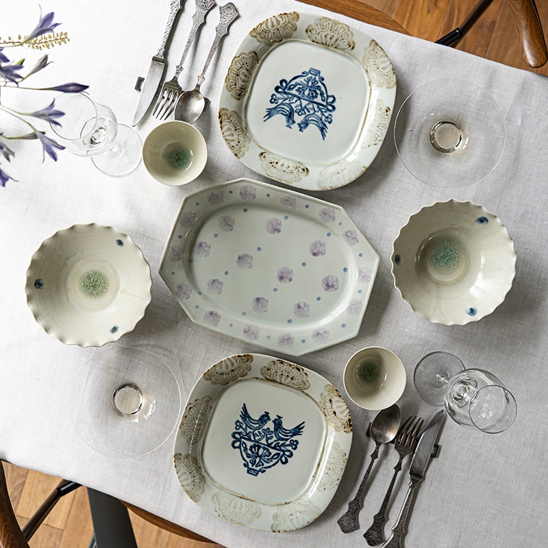 愛らしく食卓を彩るコーディネート