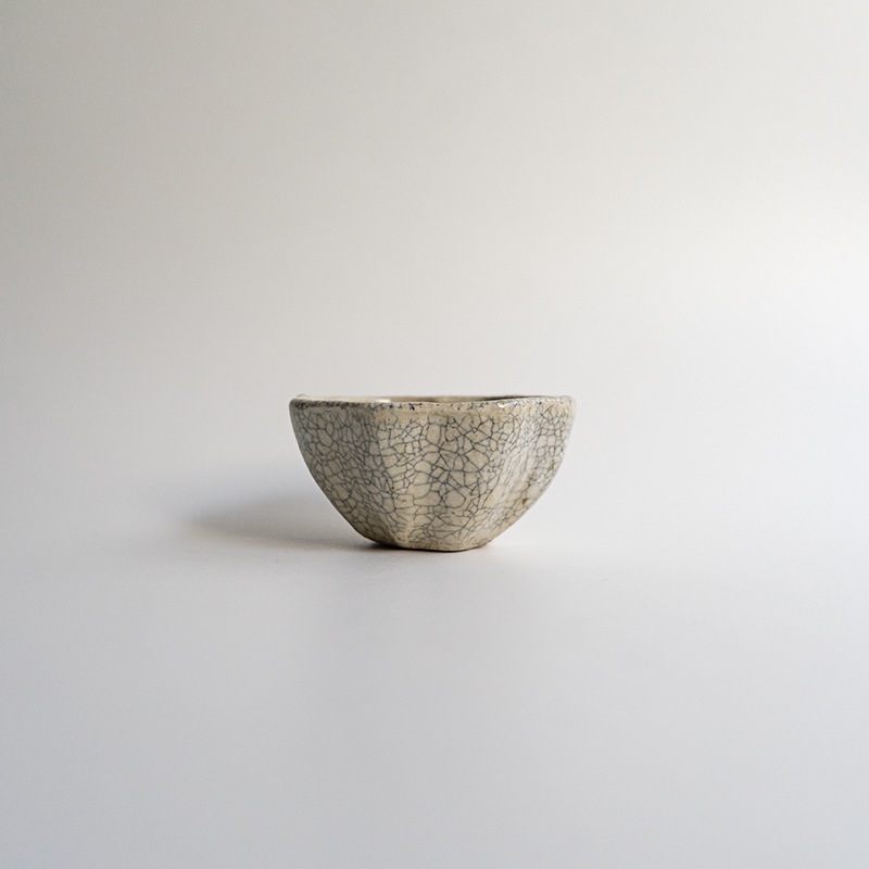 藤原展】花小鉢 墨白 藤原純 | 全ての商品 | 【公式通販】器のある暮らし