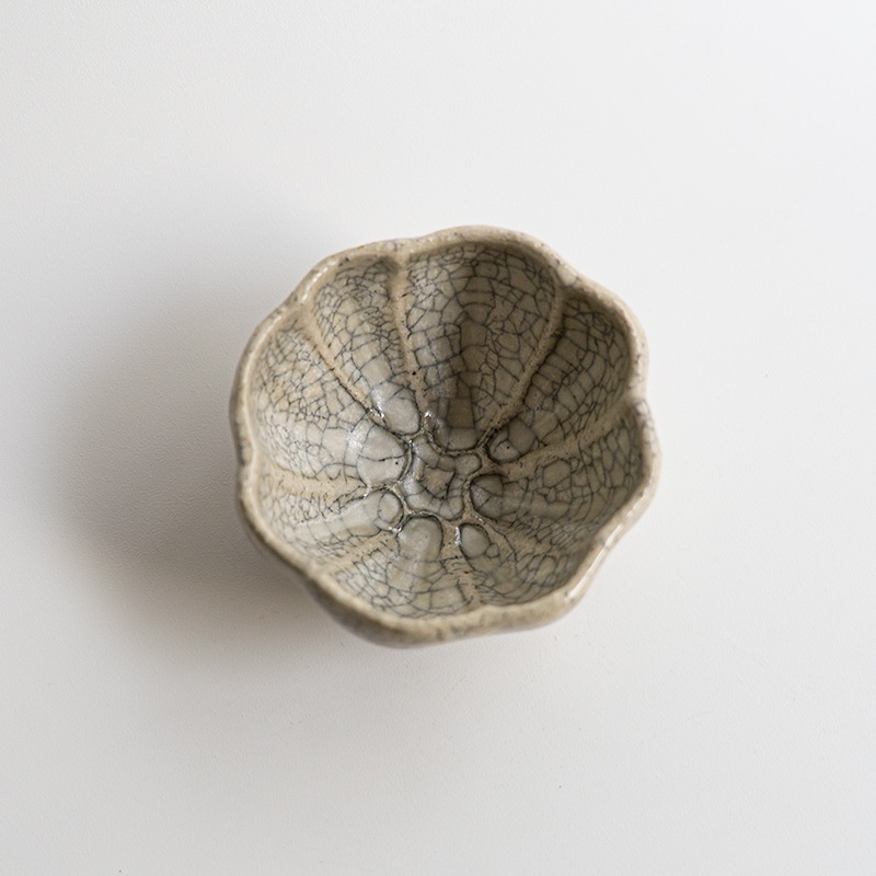 藤原純 陶器 植木鉢 藤原展】花豆鉢 墨白 藤原純 | 全ての商品 | 【公式通販】器のある暮らし