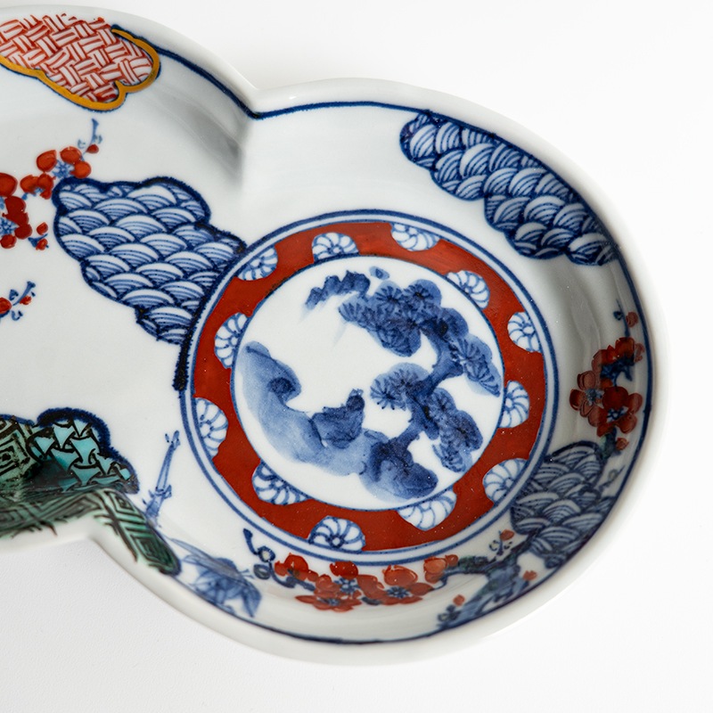 【個展】双輪皿色絵松竹梅　萠窯