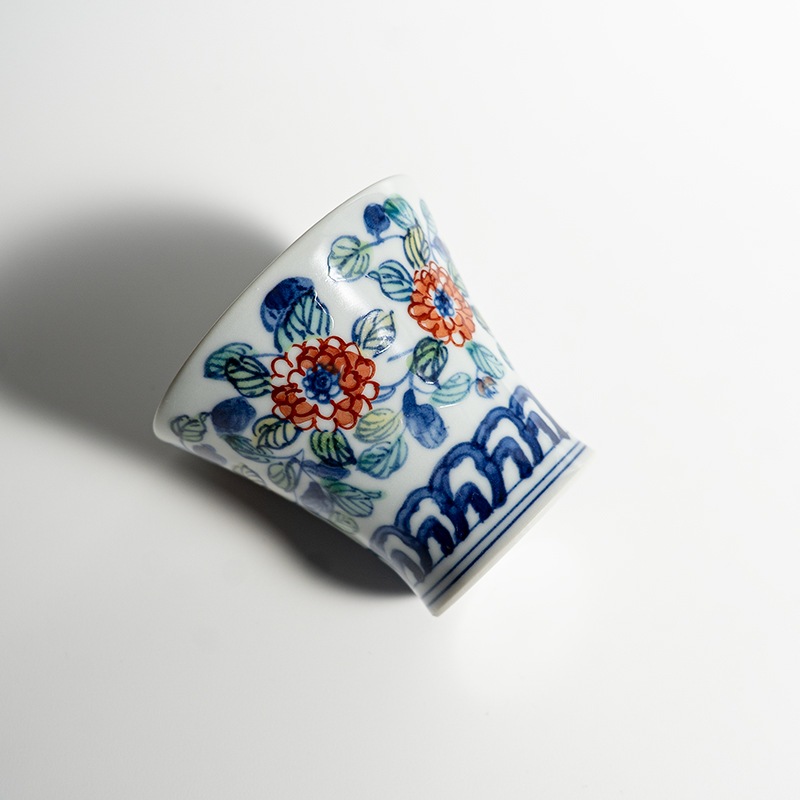 【個展】端反り湯のみ色絵回花文 萠窯