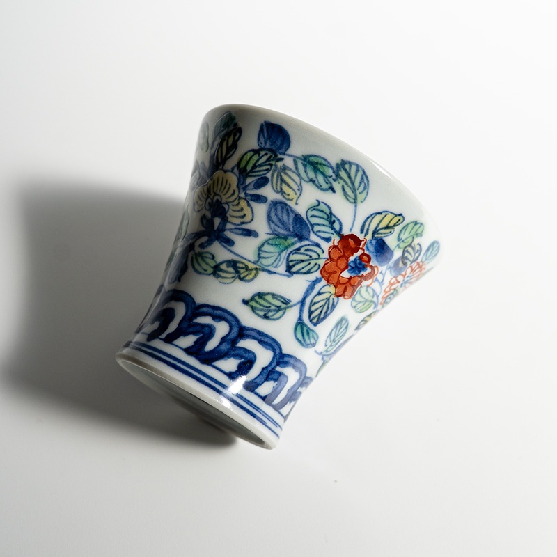 【個展】端反り湯のみ色絵回花文 萠窯