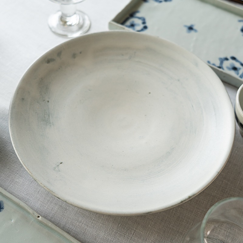 豊かな青と白のコーディネート