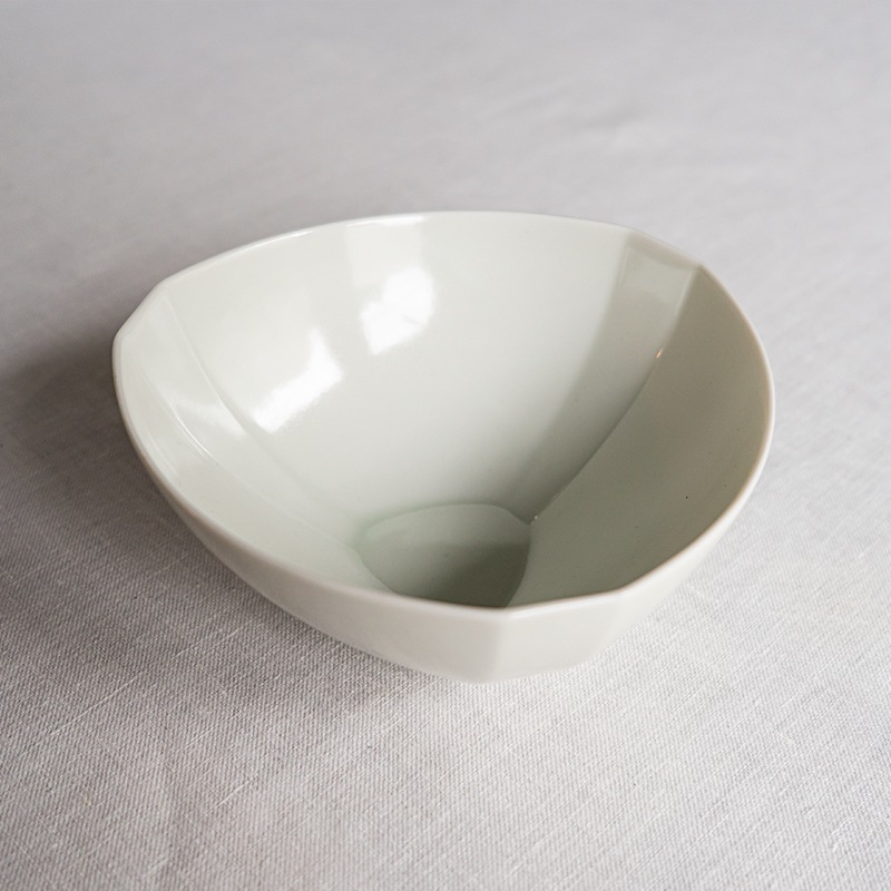 ＜器select＞三角ボウル S 白