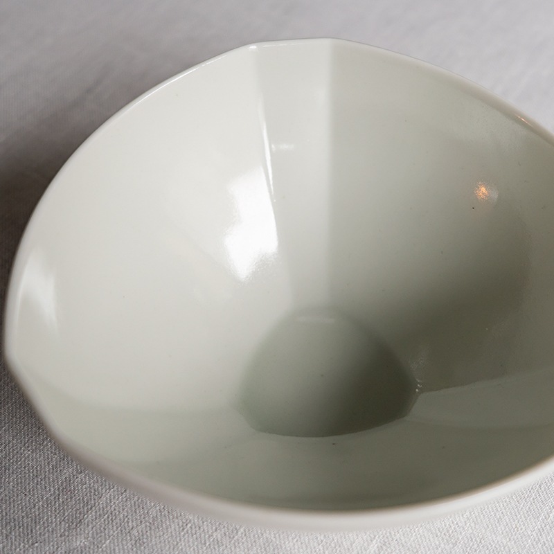 ＜器select＞三角ボウル S 白