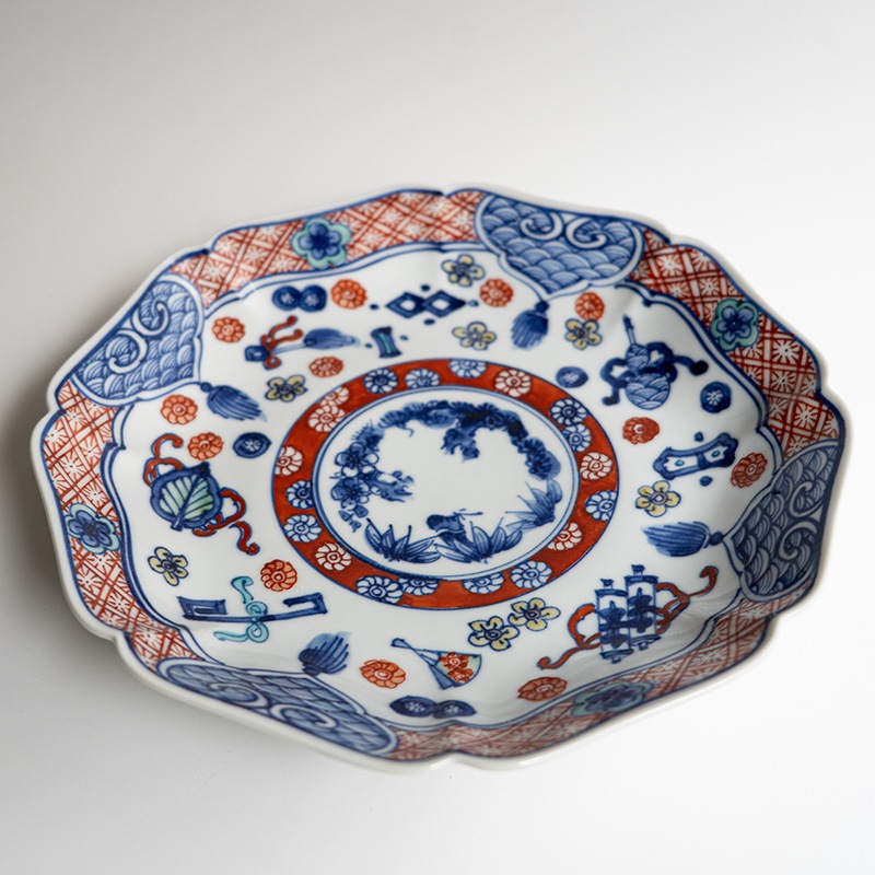 【個展商品】[別注] 七寸輪花皿色絵宝文　萠窯