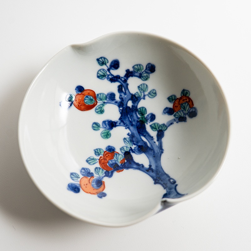 【個展】桃型皿色絵中（A）　萠窯