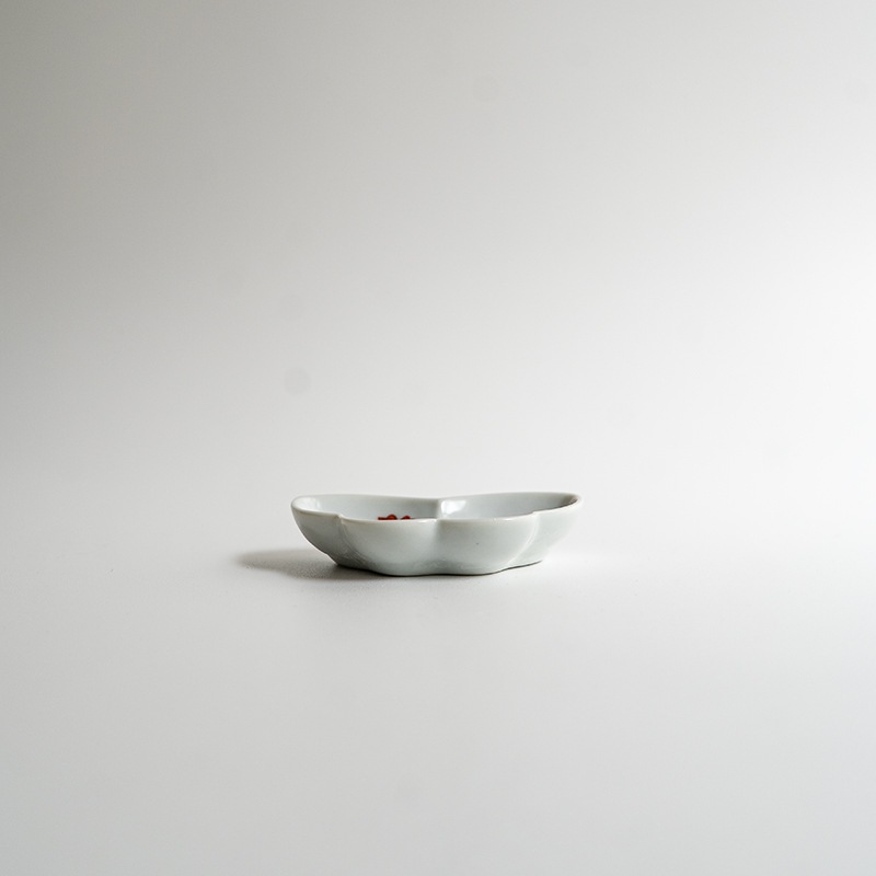 【個展】蝶々皿色絵桜　萠窯