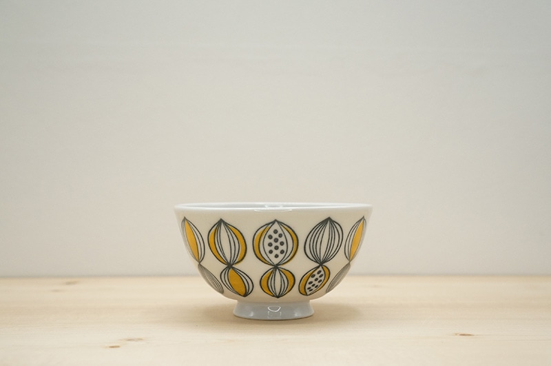 お茶碗　(美濃焼/フルート)