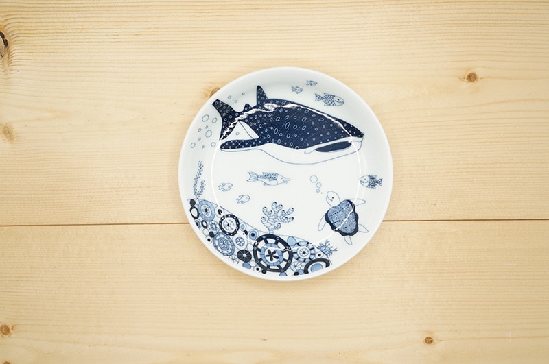 小皿（ココ/ジンベイザメ）