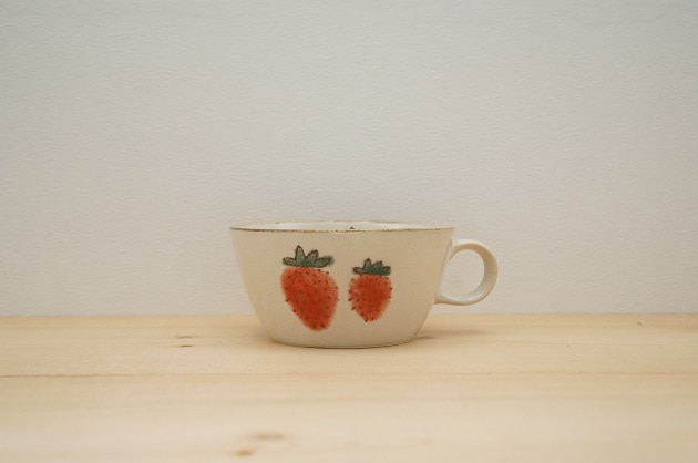 スープカップ（いちご）